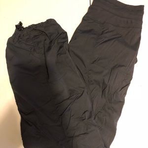Lululemon lined studio pant